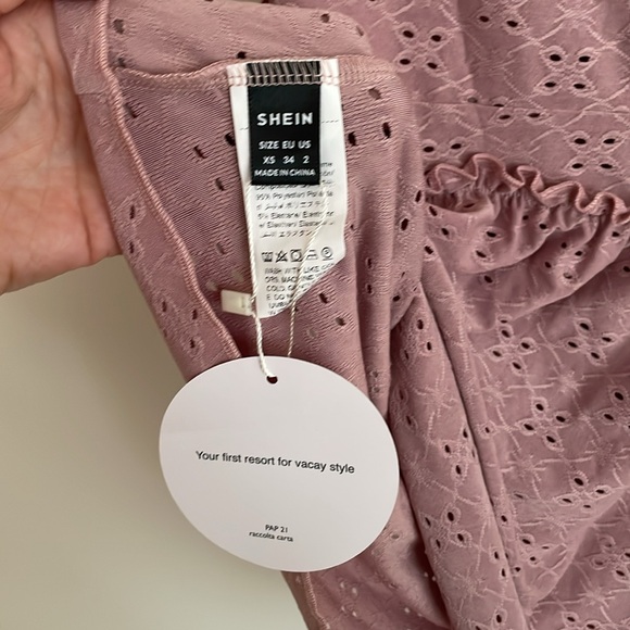 Mauve tank top with tie bow in front and ruffle. - Picture 4 of 4